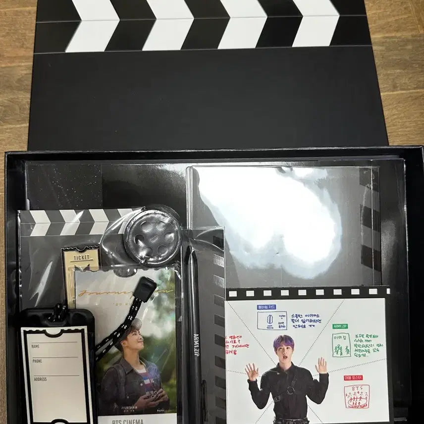 [BUNJANG] BTS ARMY ZIP Goods Set / 방탄소년단 아미집 굿즈 판매합니다