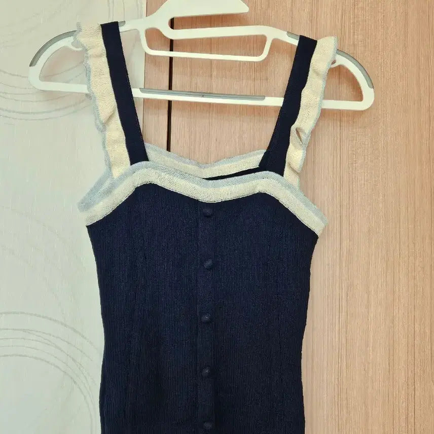 [BUNJANG] Knit Bustier Tank Top / 니트 뷔스티에 나시