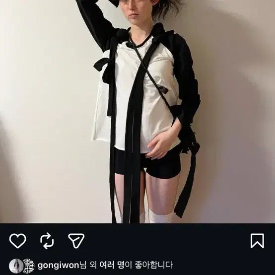 [BUNJANG] ohweareinbed Puffy Sleeve Ribbon T-Shirt / ohweareinbed 오위아인베드 오위베