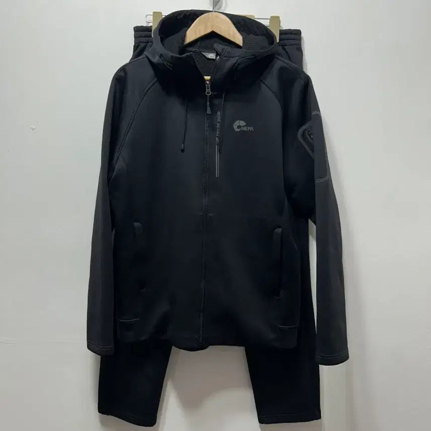[BUNJANG] Nepa Hoodie Training Set Black XL / 네파 후드집업 트레이닝 세트 블랙 XL 105사이즈