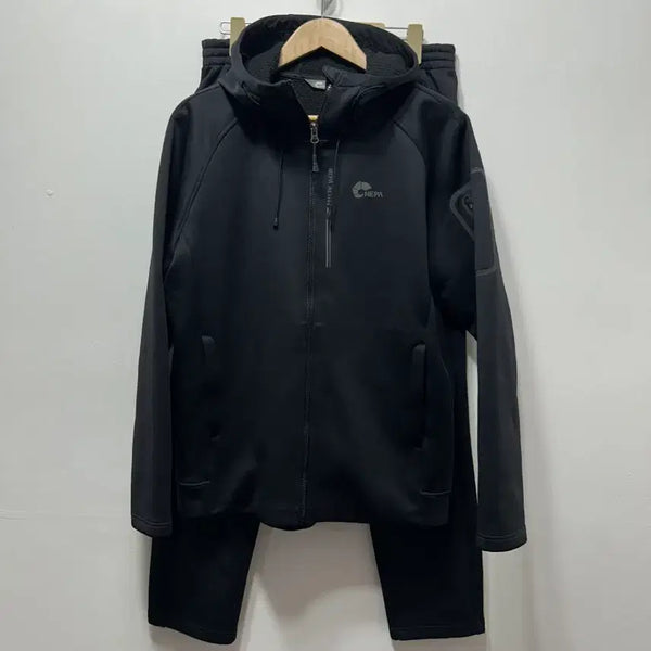 [BUNJANG] Nepa Hoodie Training Set Black XL / 네파 후드집업 트레이닝 세트 블랙 XL 105사이즈