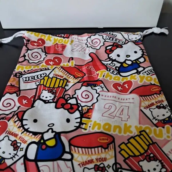 [BUNJANG] Sanrio Hello Kitty Drawstring Pouch Bag / 산리오 헬로키티 복조리 st 파우치 가방 새상품