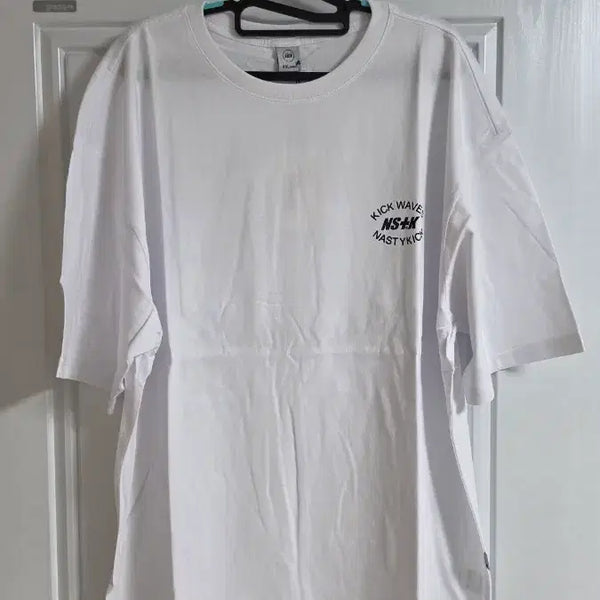 [BUNJANG] Nasty Kick White T-shirt (2XL) / 새상품 네스티킥 반팔티(2xl)