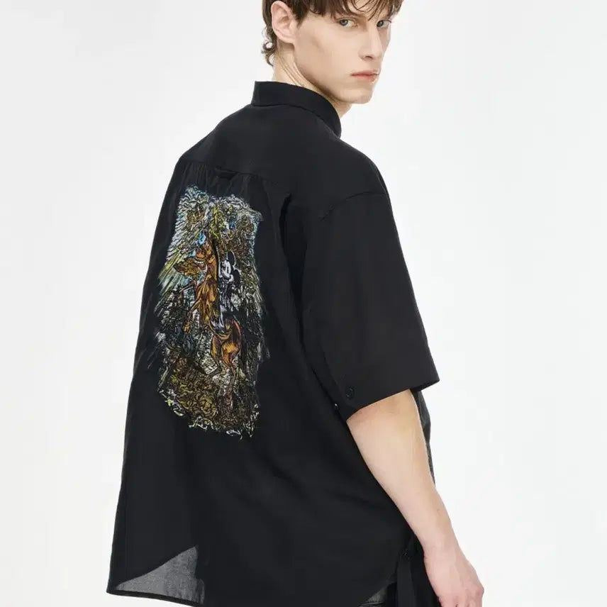 [BUNJANG] Songzio Homme Mickey Embroidered Half Shirt / 50/송지오옴므 나이트 미키 엠브로이드 하프 셔츠