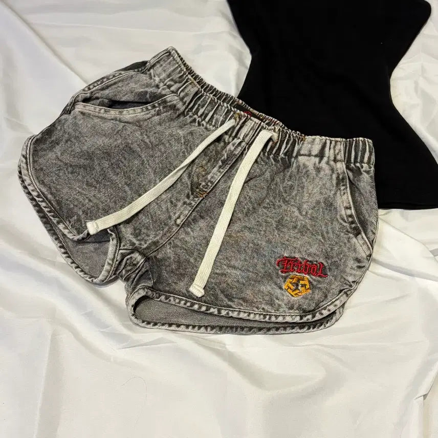 [BUNJANG] Vintage Grey Denim Dolphin Shorts / 빈티지 그레이 데님 돌핀팬츠 숏팬츠
