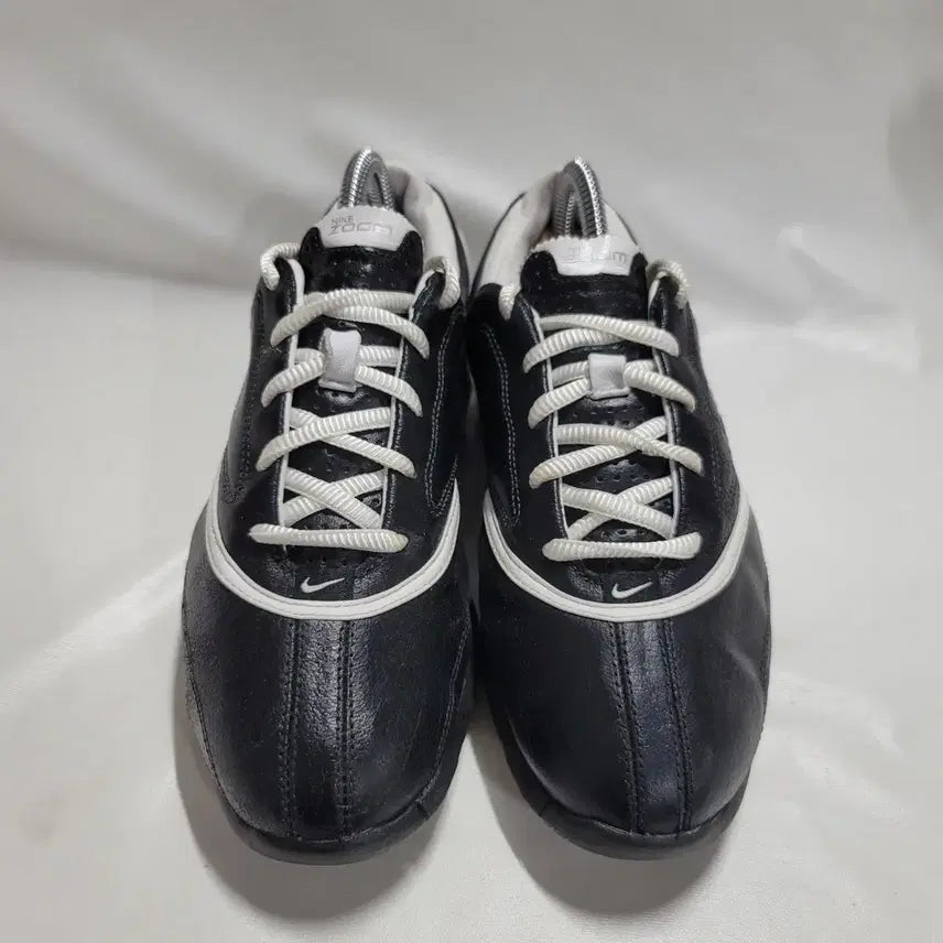 [BUNJANG] Nike Women's Golf Shoes (Size 235) / 나이키 골프화/여성(235)/w2389