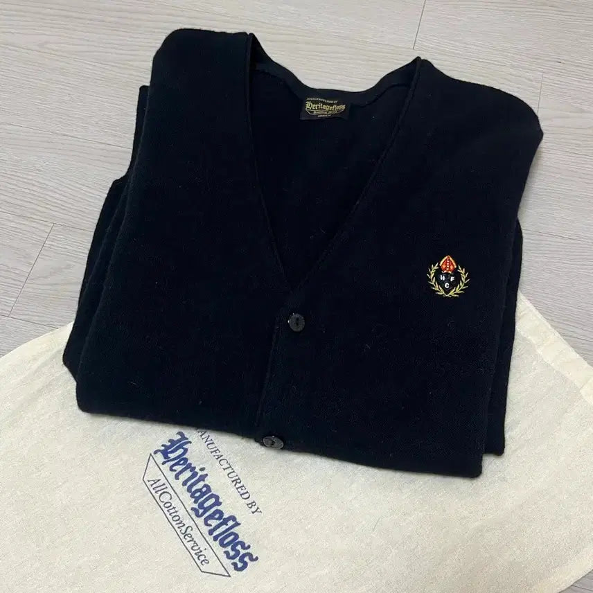 [BUNJANG] Heritage Floss Crest Wool Cardigan Black M / [M] 헤리티지플로스 크레스트 울 가디건 블랙