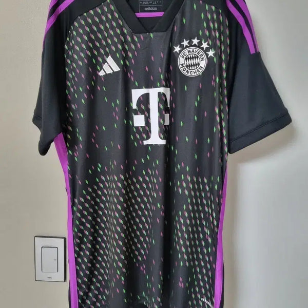 [BUNJANG] Bayern Munich 2XL Football Jersey / 바이에른 뮌헨 새제품