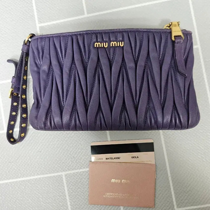 [BUNJANG] Miu Miu Matelasse Clutch Purple / 미우미우 마틀라세 클러치 퍼플(정품)
