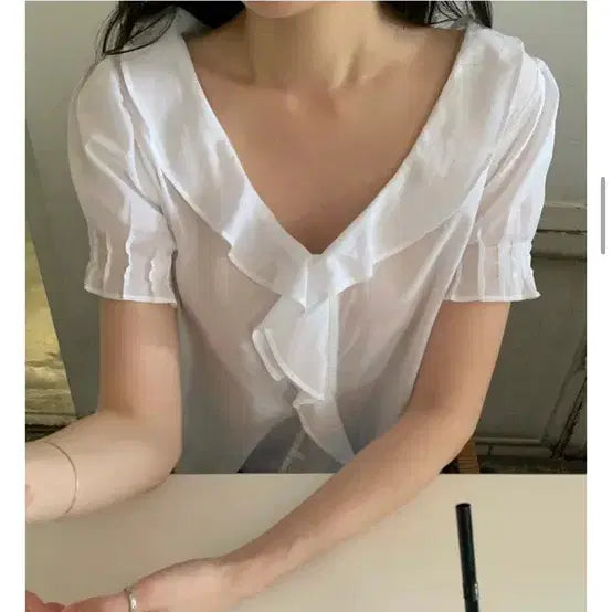 [BUNJANG] Le Havre Baby Frill Pintuck Blouse / 새상품) 르아브르 베베 프릴 핀턱 블라우스 러플블라우스