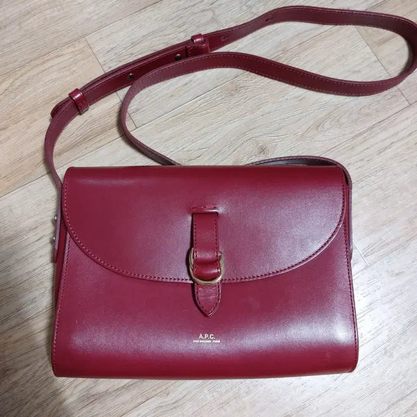 [BUNJANG] A.P.C. Crossbody Bag / A.P.C 아페쎄 크로스백 apc 가방