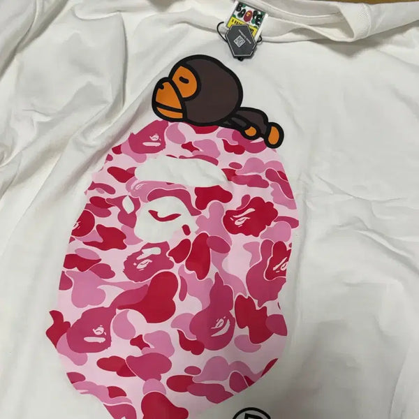 [BUNJANG] BAPE Camo Milo Big Ape T-Shirt White Pink XL / 베이프 반팔 카모 마일로 빅 에이프 티셔츠 화이트 핑크