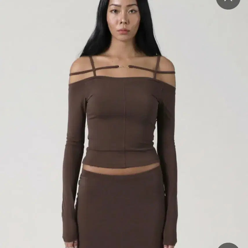 [BUNJANG] Badblood Ego Minimal Logo Off Shoulder Top Black / 배드블러드 에고 미니멀 로고 오프 숄더 탑 블랙