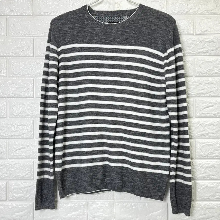 [BUNJANG] Sujello Men's Gray Stripe Knit 100 / 갤럭시 수젤로 남성 그레이 스트라이프 니트 100