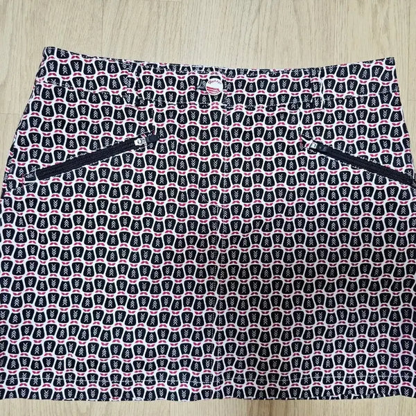 [BUNJANG] Hazzys Women's Golf Skirt Size 25 / 헤지스  여성 골프 스커트  25사이즈