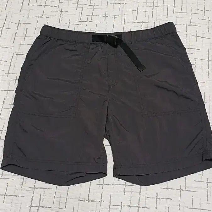 [BUNJANG] Musinsa Thin Nylon Shorts (33-inch Waist, 48cm Length) / 무신사 얇은나일론반바지 실측33인치 기장48