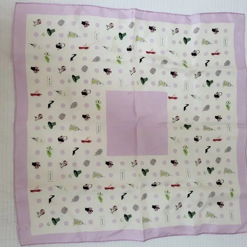 [BUNJANG] Barbie Pink Pattern Scarf / 바비 핑크 패턴 스카프