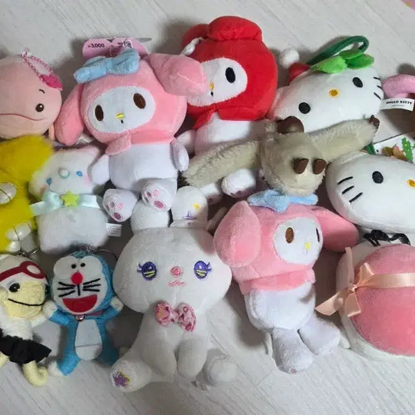 [BUNJANG] Sanrio Character Keyring Plush Bundle / 캐릭터 산리오 등 키링 인형 일괄