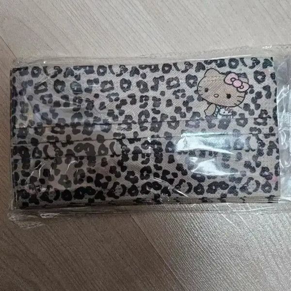 [BUNJANG] Hello Kitty Leopard Print Face Masks (10 Pack) / 헬로키티 레오파드 호피 마스크 10개입 개별포장