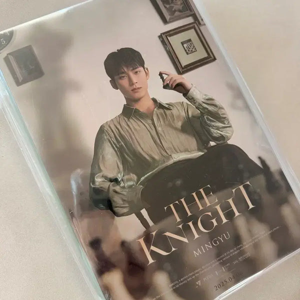 [BUNJANG] SEVENTEEN Mingyu The Knight Birthday Photobook / 세븐틴 민규 생일포토북