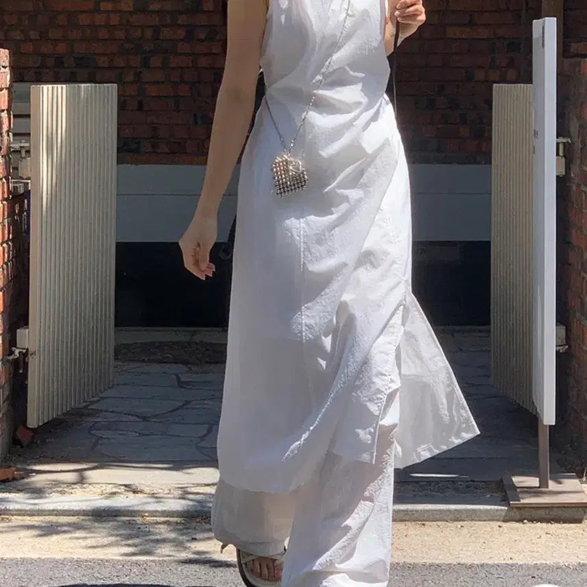 [BUNJANG] Nylon Cutout Sleeveless Maxi Dress / 원가 2.9) 나일론 바스락 절개 트임 나시 롱원피스 민소매