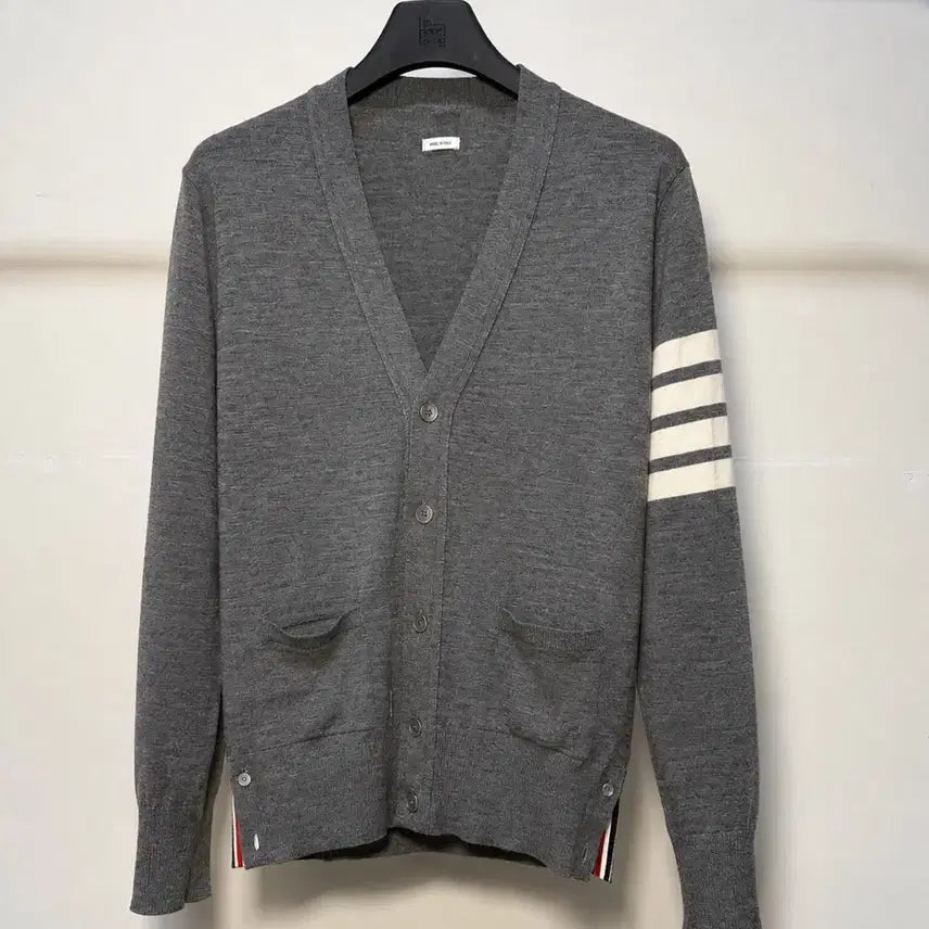 [BUNJANG] Thom Browne Merino Wool Cardigan / 톰브라운 메리노울 가디건 s+급