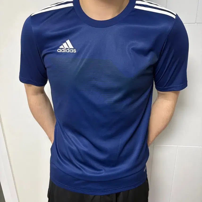 [BUNJANG] Adidas Navy Functional T-Shirt / 아디다스 남색 기능성 M / 세탁완료