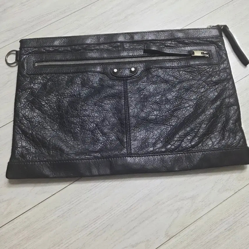 [BUNJANG] Balenciaga Clip Clutch Large Black Leather / 발렌시아가 클립클러치 라지사이즈