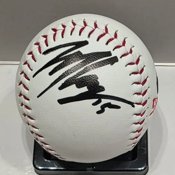 [BUNJANG] Jaehyun Autographed Kia Logo Ball / 박재현 기아 로고볼 싸인볼