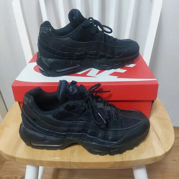 [BUNJANG] Nike Air Max 95 Triple Black (260mm) / 맥스95 트리플 블랙
