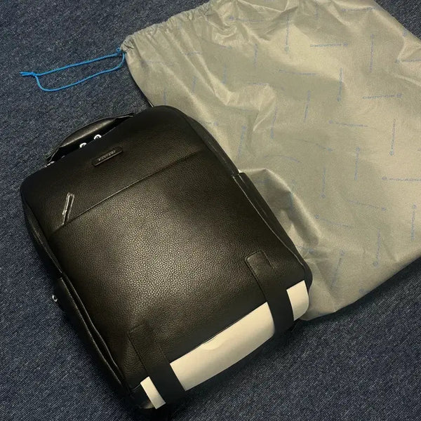 [BUNJANG] Piquadro Modus RFID Blocking 15.6 Inch Calfskin Backpack / [새상품] 피콰드로 MODUS RFID차단 15.6인치 카프스킨 백팩 (