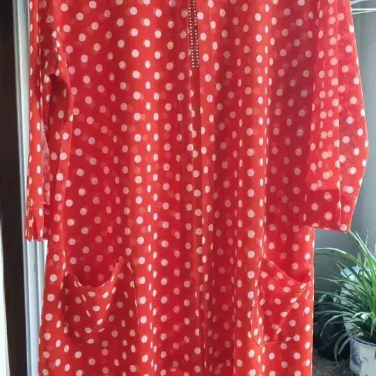 [BUNJANG] K. Kim Chang-sook Polka Dot Blouse Size 77 / K 김창숙 땡땡이 블라우스 77사이즈