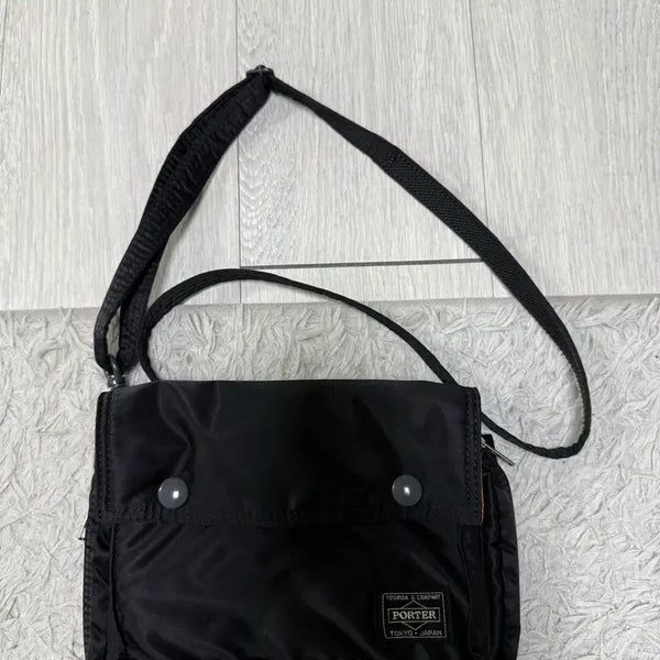 [BUNJANG] Porter Yoshida Tanker Shoulder Bag / Porter 요시다 포터 탱커 숄더백