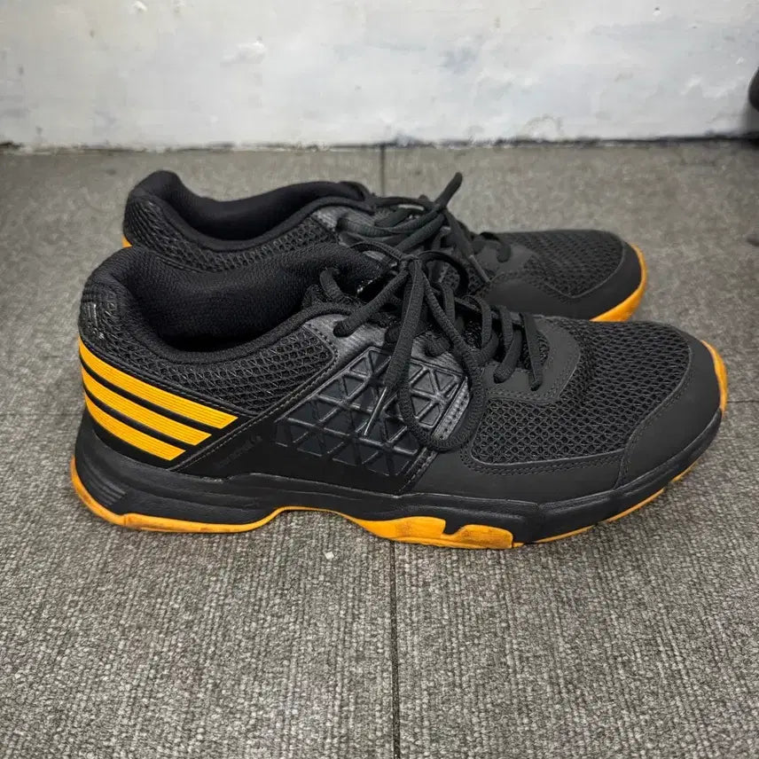 [BUNJANG] Adidas Uber-shell Badminton Shoes / (270)아디다스 우버쉘 배드민턴화