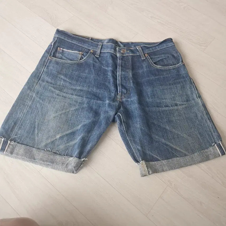 [BUNJANG] Levi's Shorts / 리바이스  반바지