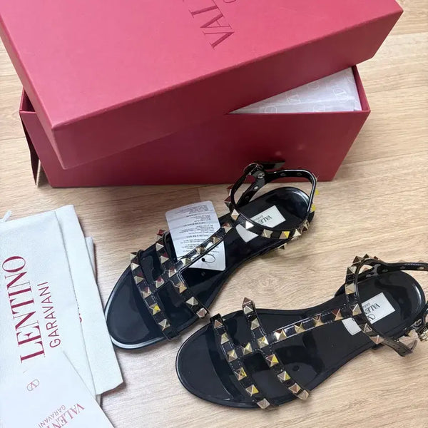[BUNJANG] Valentino Rockstud Sandals Black Size 36 / 발렌티노 락스터드 샌들 36 새신발