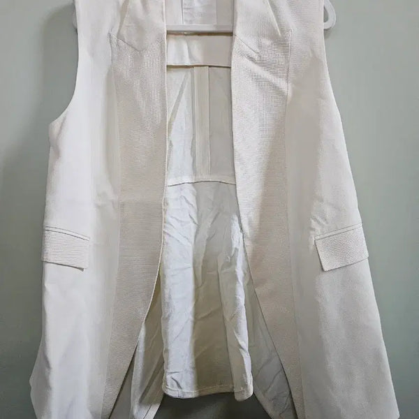 [BUNJANG] KUHO Sleeveless Jacket / 구호 민소매 자켓