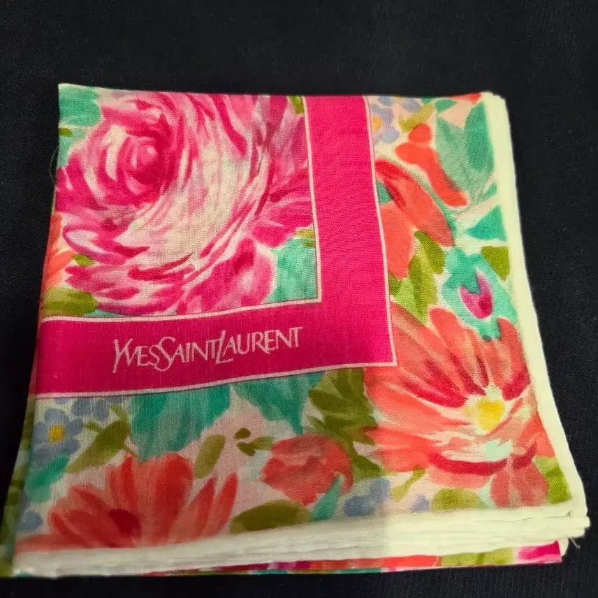 [BUNJANG] Yves Saint Laurent Floral Silk Scarf / 입생로랑 꽃무늬 손수건