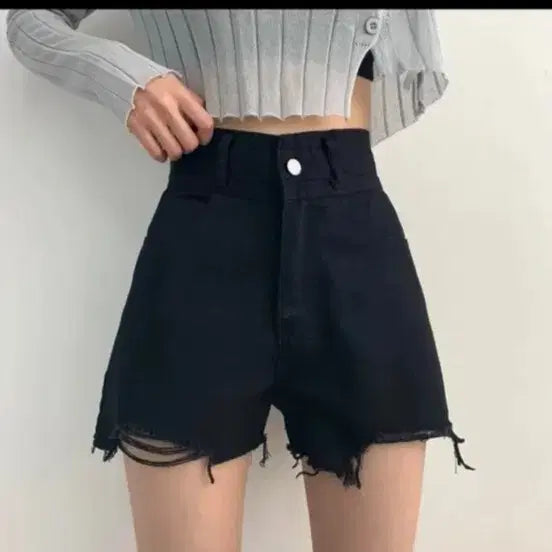 [BUNJANG] Cutting Denim Damage Short Pants / 에이블리 지그재그 블랙 컷팅 데님 데미지 숏팬츠