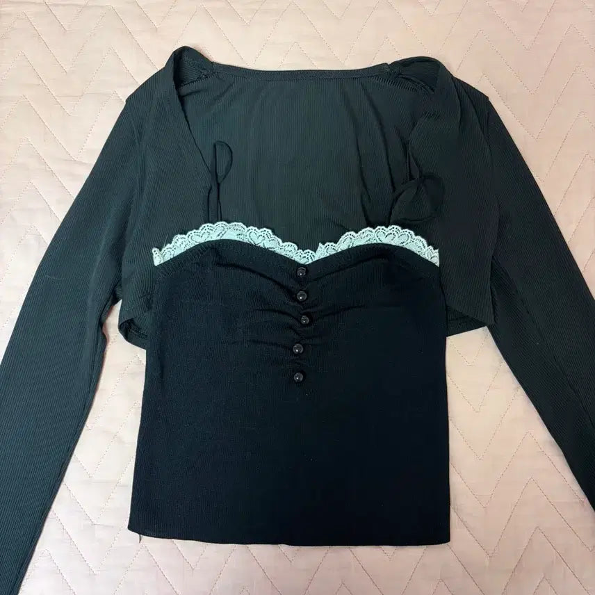 [BUNJANG] Avery Ribbed Shirring Short-Sleeve Bolero Cardigan & Camisole Set / 에이블리 상의 블라우스 골지 셔링 반팔 볼레로가디건 나시 세트