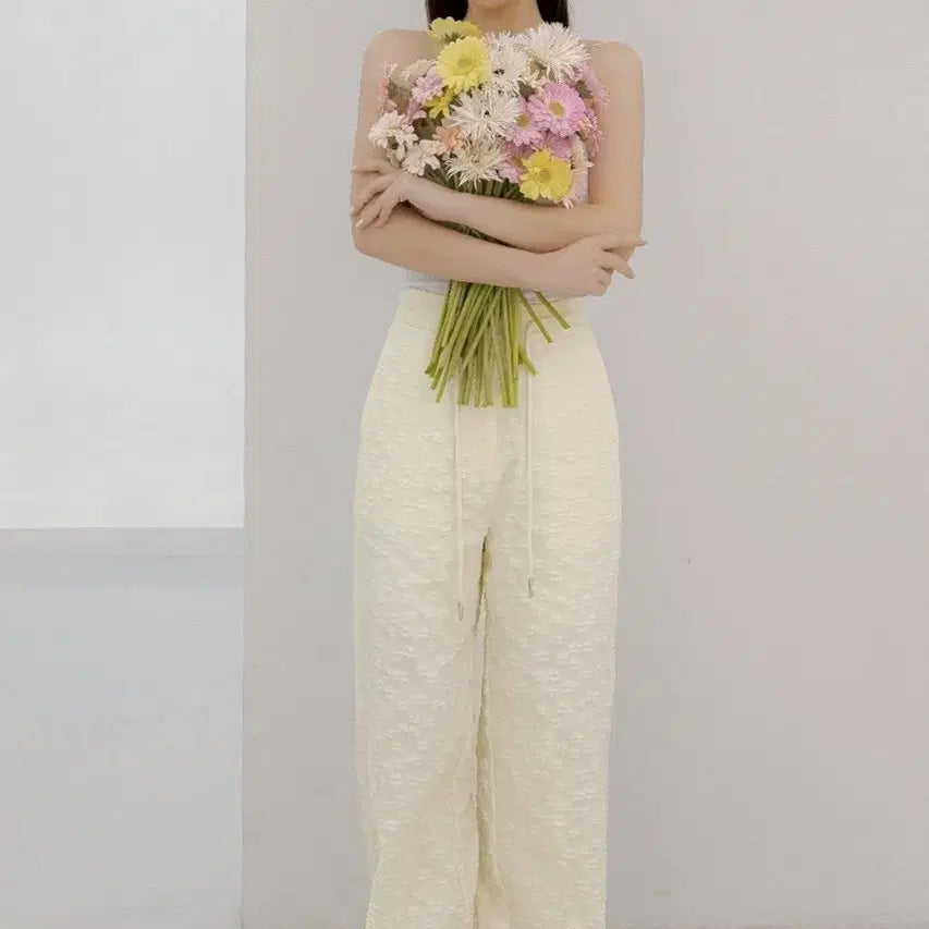 [BUNJANG] Big Size Back-Banding Flower Jacquard Pants Cream / 새상품) 빅사이즈 뒷밴딩 플라워 자가드 팬츠 크림색