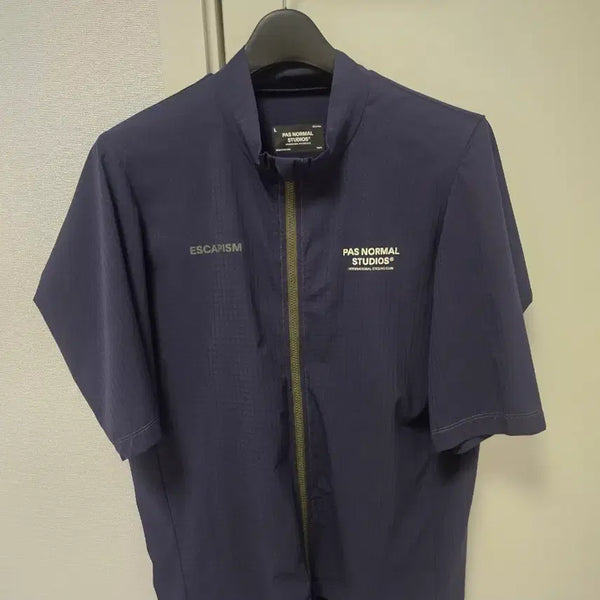 [BUNJANG] Pas Normal Studios Escapism Jersey L / 파노말 (PAS NORMAL STUDIOS ESCAPISM) 져지 L