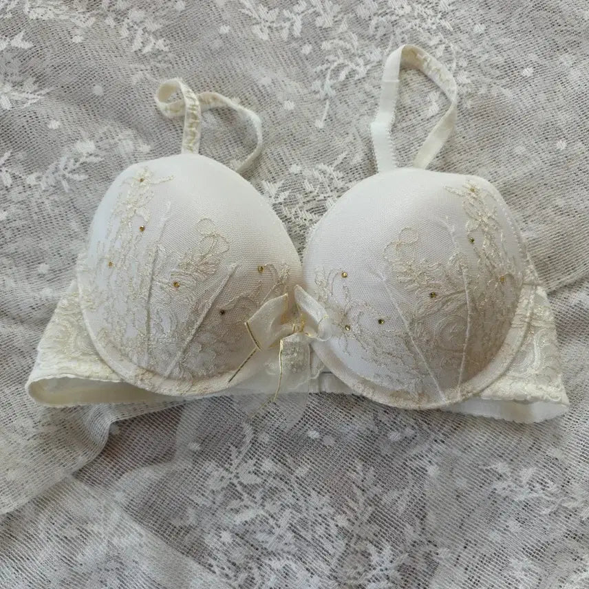 [BUNJANG] Eblin White Lace Bra 70B / 에블린 화이트 레이스 브라 70B