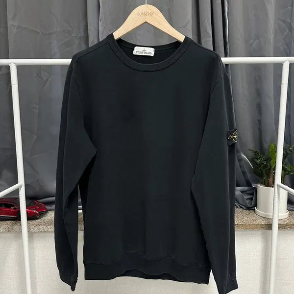 [BUNJANG] Stone Island Authentic Black Signature Sweatshirt Men's 105 / [ 스톤아일랜드 ] 정품 / 남성105 / 블랙 와펜 시그니처 맨투맨