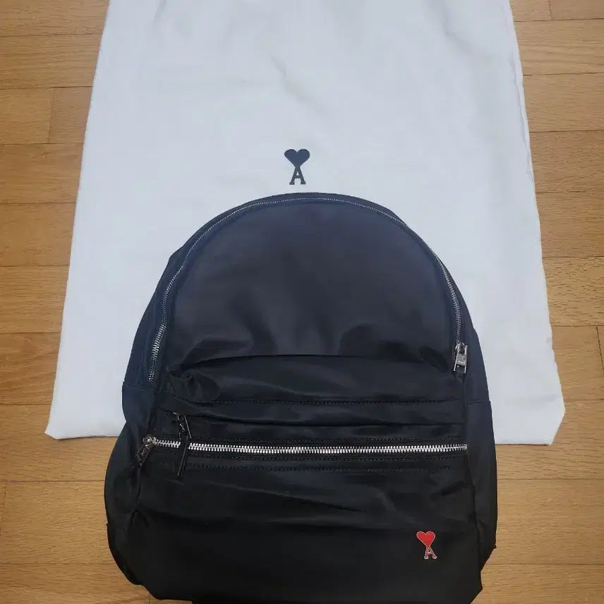 [BUNJANG] AMI Black Backpack / AMI 아미 백팩