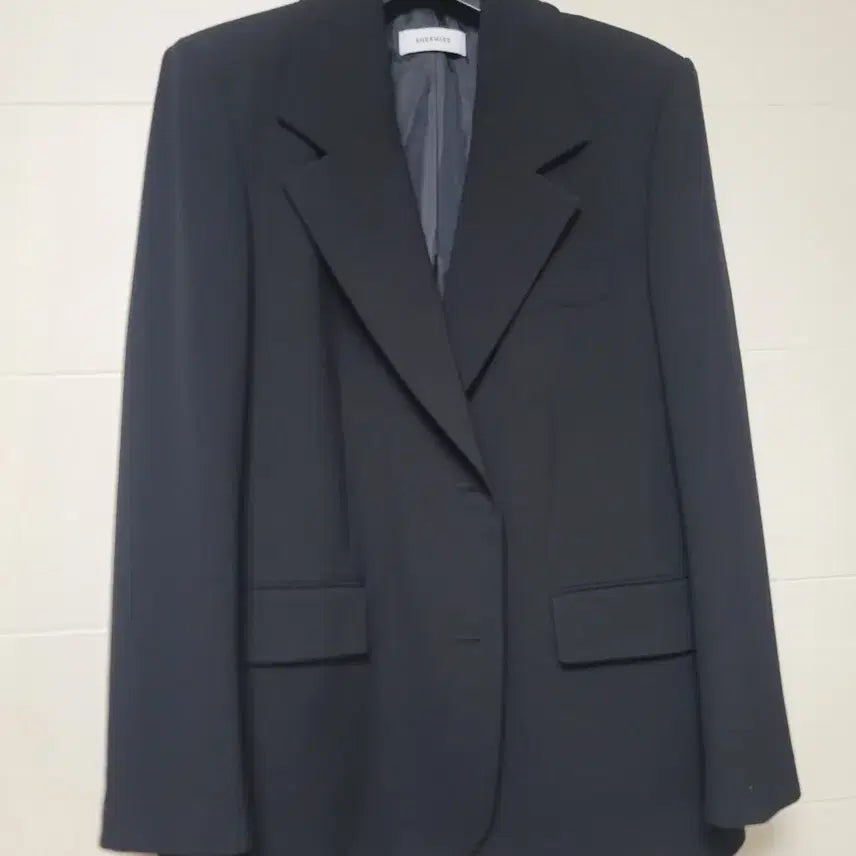 [BUNJANG] She's Miss Formal Single Two-Button Jacket Black / 쉬즈미스 포멀 싱글 투버튼 자켓 블랙55 SWWJKO32040