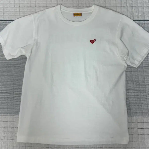 [BUNJANG] Human Made Heart Logo T-Shirt - White (L) / 휴먼메이드 하트로고 반팔 L사이즈