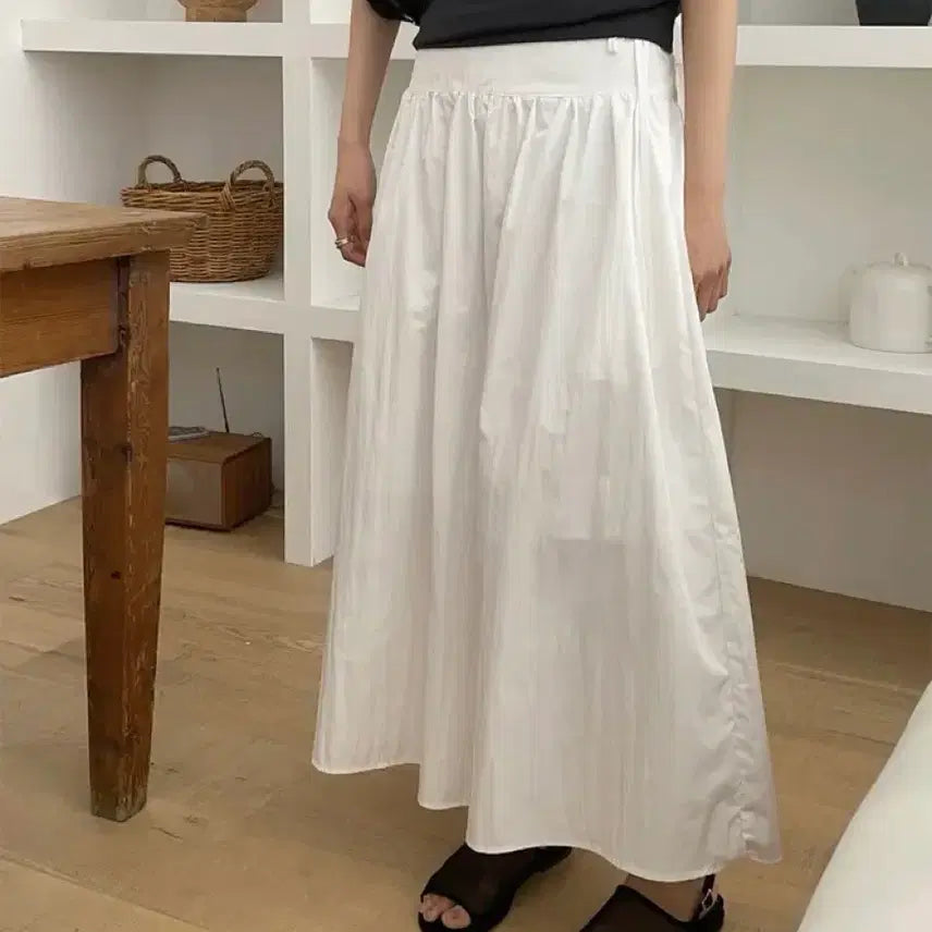 [BUNJANG] Likeyou Flare Long Skirt / 라이크유 플레어롱스커트 새상품