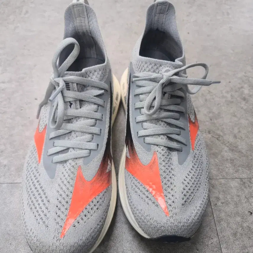 [BUNJANG] Mizuno Neo G-I Running Shoes (255mm) / 미즈노 네오젠1 255mm (260mm 신는분)