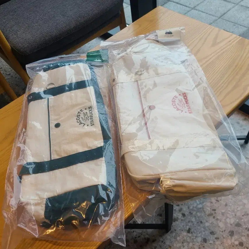 [BUNJANG] Starbucks x Lacoste Multi Bag Shoulder Bag Set (Green/Ivory) / 스타벅스 프리퀀시 라코스테 멀티플백 가방 숄더백 완성품 그린 아이보리